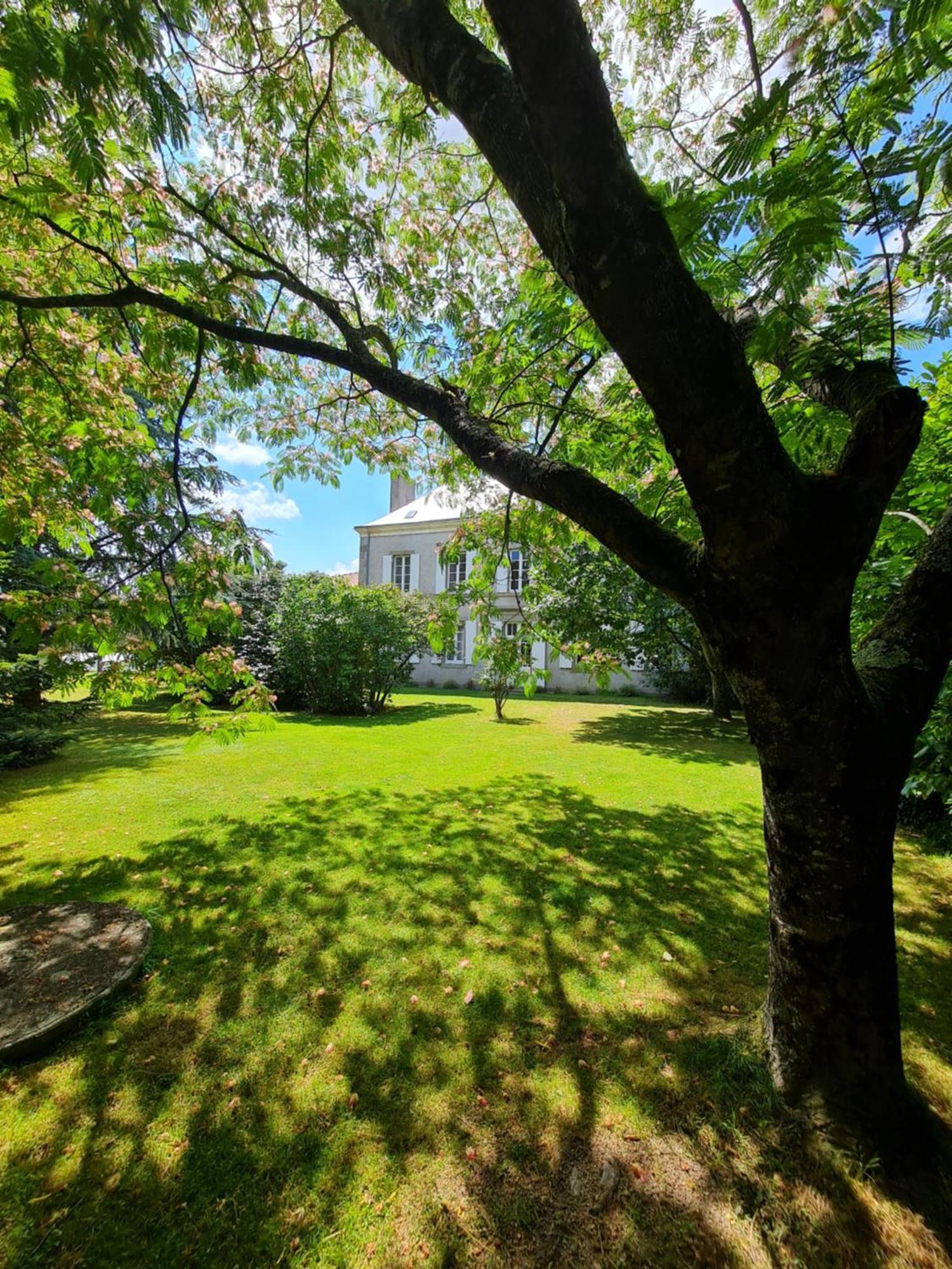 Gite "Hawai", Avec Parking Securise Apartment La Roche-sur-Yon Ruang foto